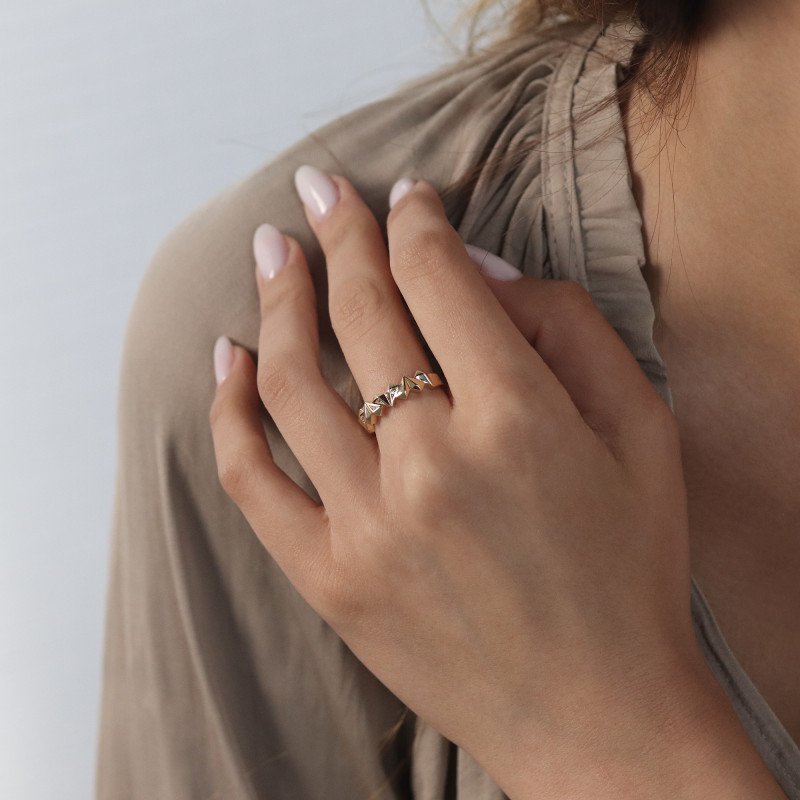 Stonned Mirage Ring
