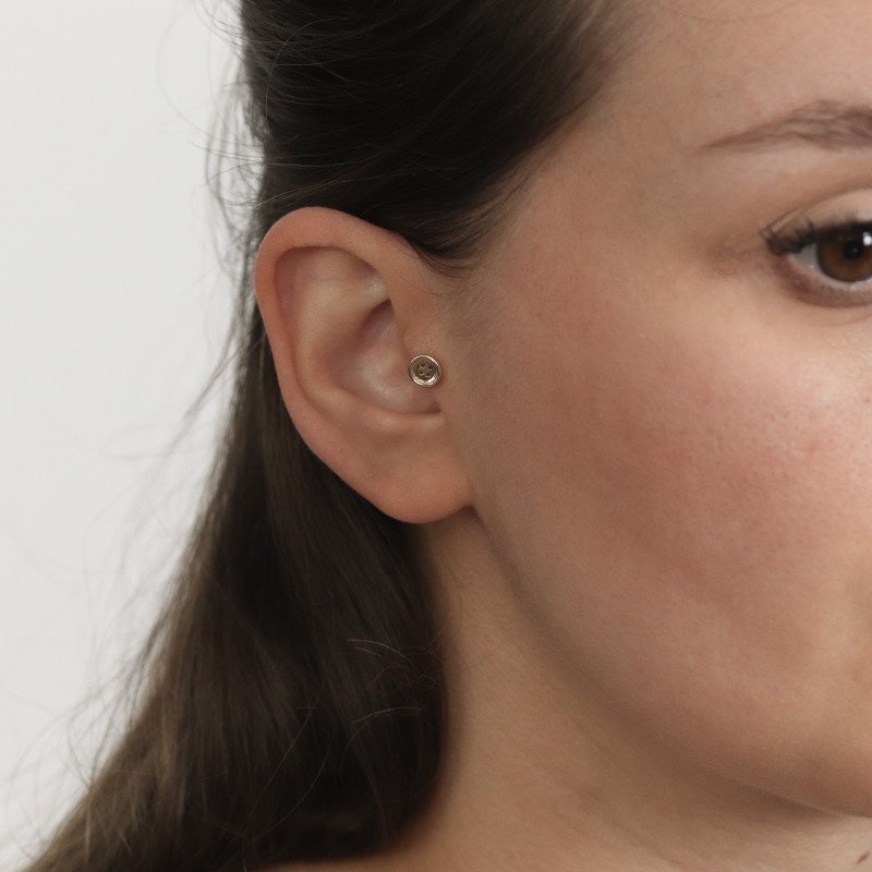 Düğme Piercing
